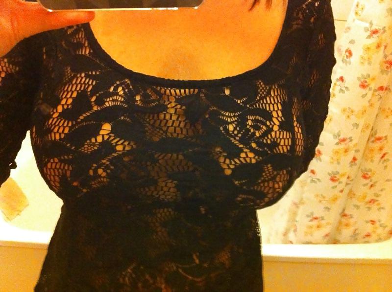 15P I,m a lucky bastard wakin up next to this hot body