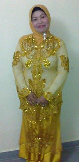 25P Malay housewife