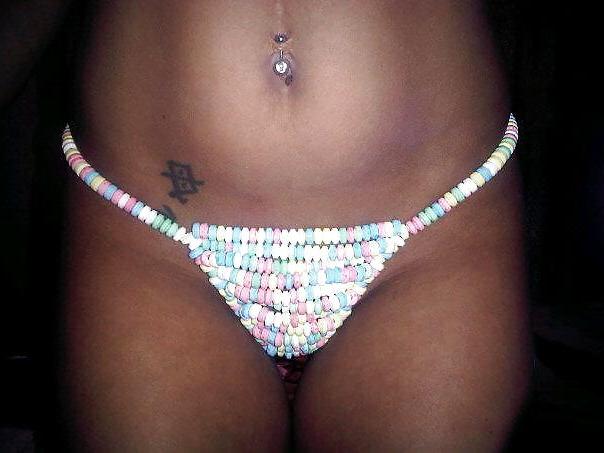 25P Facebook girls who love to show off their bodies