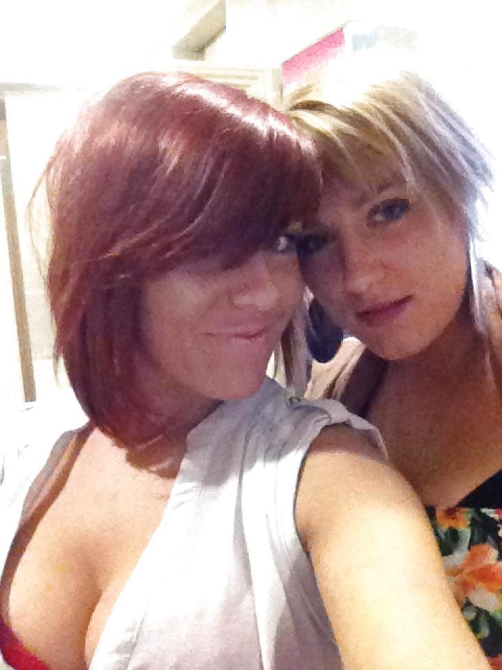25P Facebook girls who love to show off their bodies