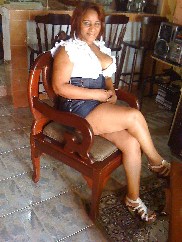 14P Dominican milf: Maria