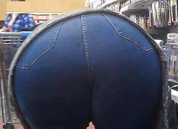 8P Sexy Indian Mature Bend Over