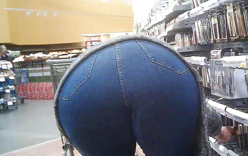 8P Sexy Indian Mature Bend Over