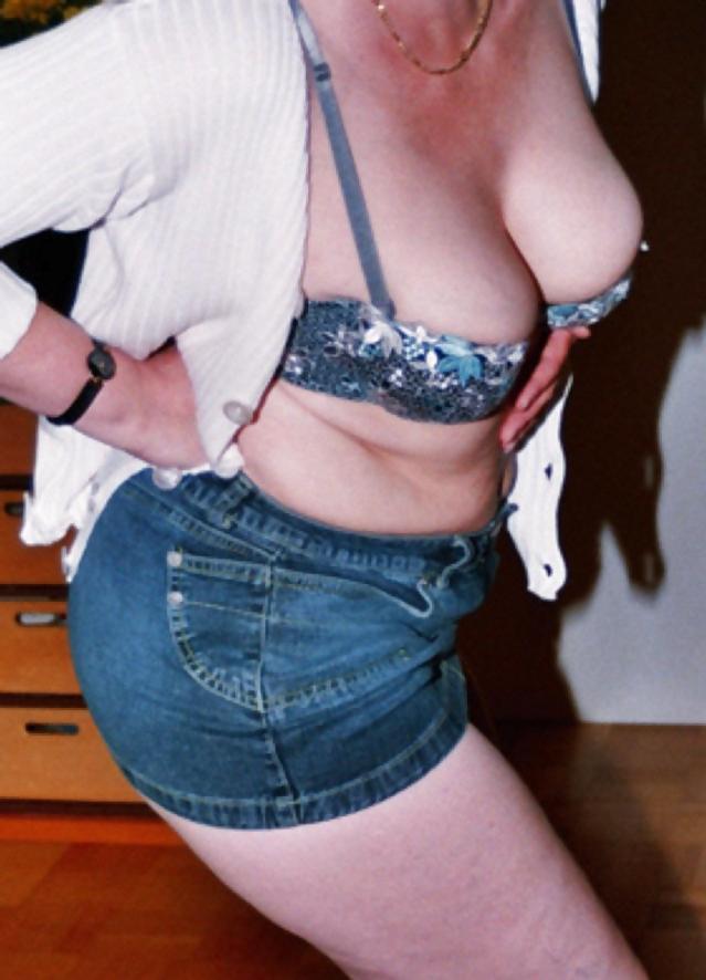 10P SAG - Wife's Hot Body In Short Tight Slinky Denim Skirt 06