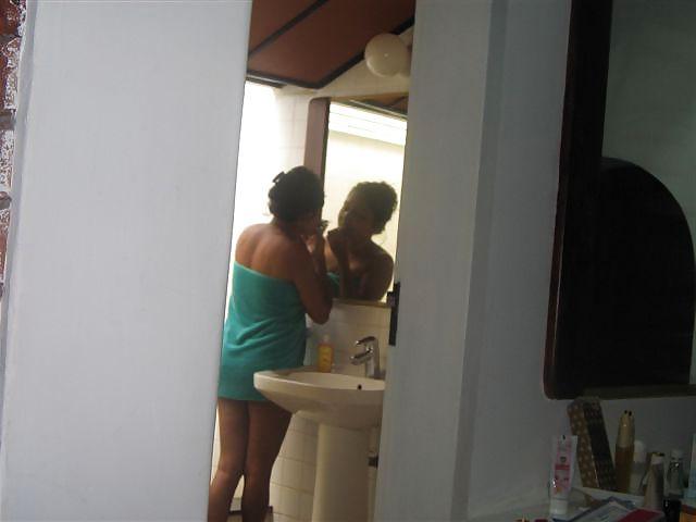 25P Srilankan wedding couple