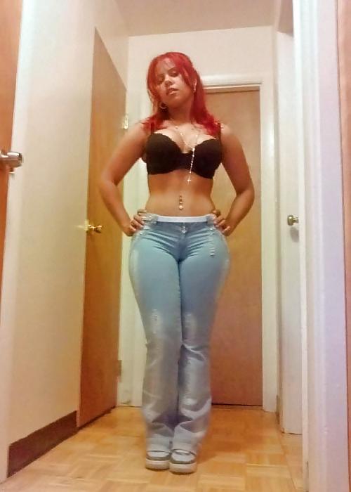 25P Queens in Jeans LVXXXI