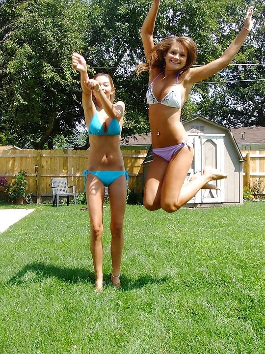 25P Comment Your Fantasy Bikini Teens and Cameltoe Vol 1