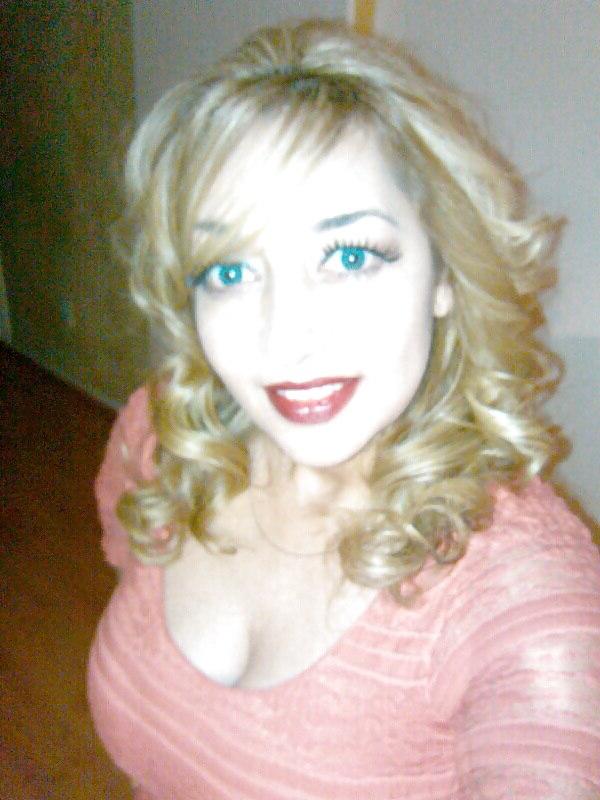 10P Sexy hot mom
