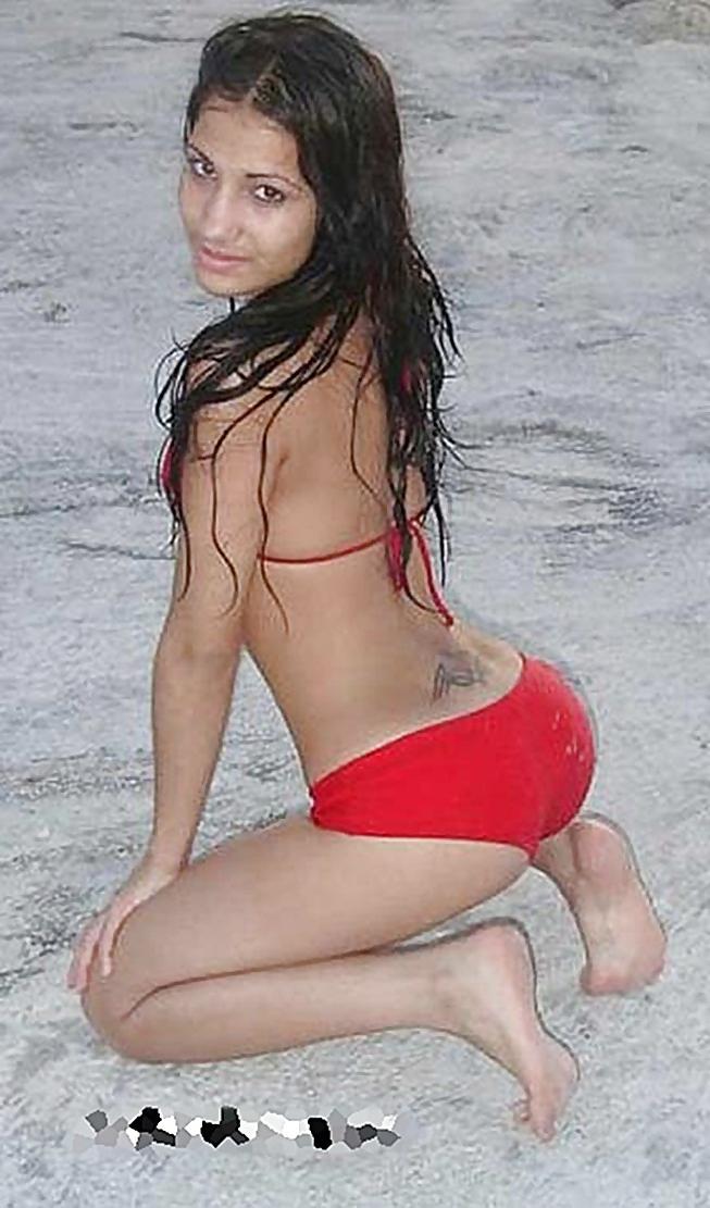 25P Bikini+Camel Toe+Tits= Erotica 9 By twistedworlds