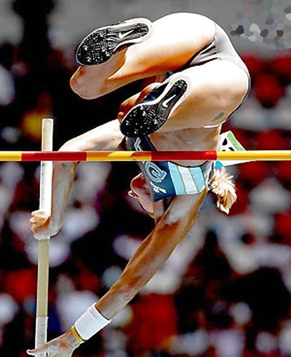 25P Athletic And Camel Toe Erotica 13 By twistedworlds