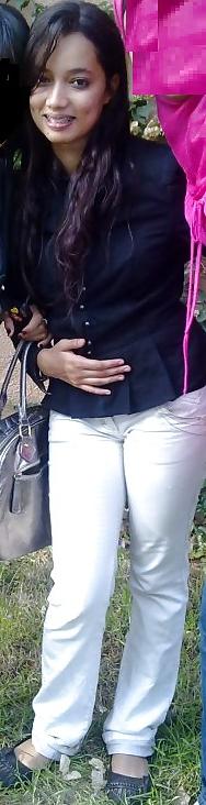 15P Which Camel Toe looking good 4 wank &  why? comment plz