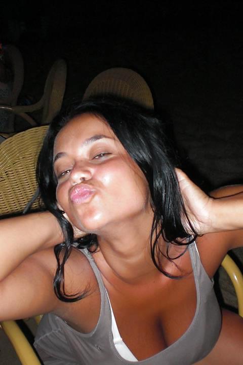 10P Jessica - Busty Waitress I Know (And Secretelly Lust Over) 