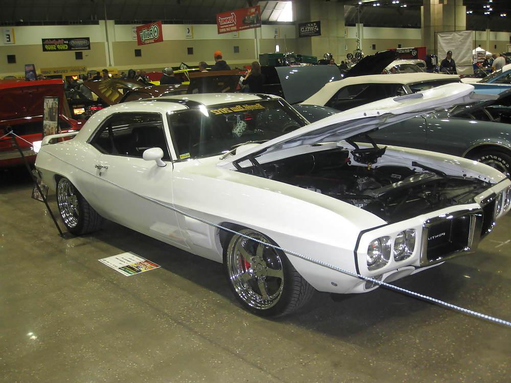 25P Went to a car show with hubby 