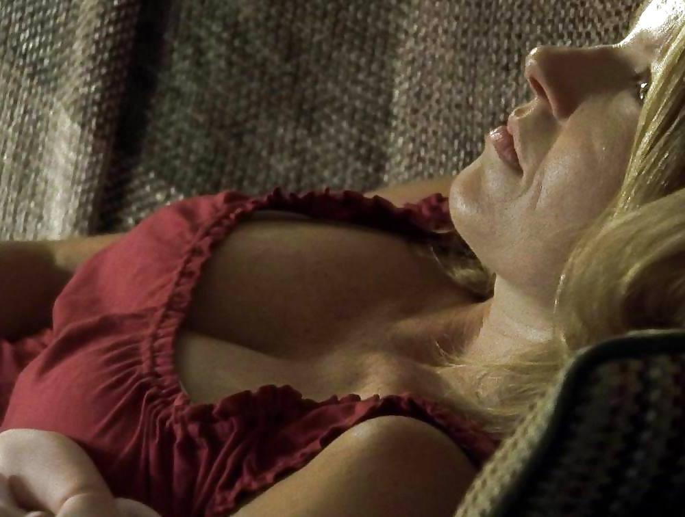 25P Let's Jerk Off Over ... Connie Britton