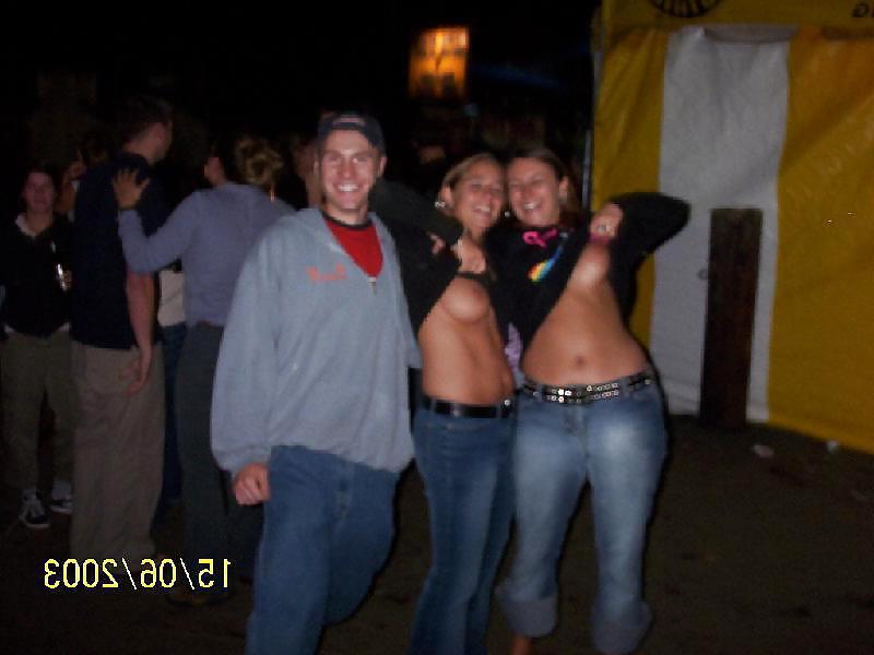 25P Show Your Tits 62