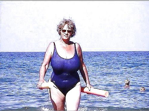 25P Sandra or Sandy plump wife from Exell