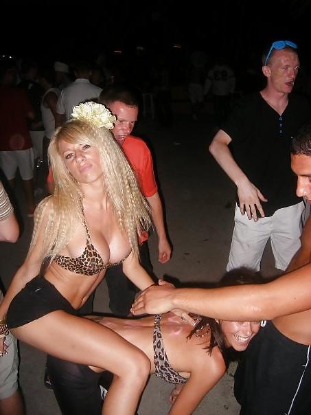 25P Girls just wanna have fun!
