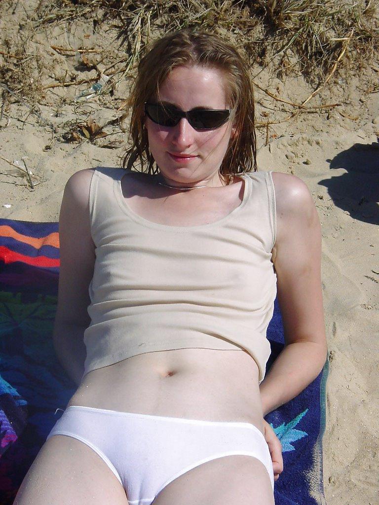 25P Girls got camel toe