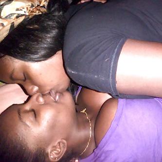 25P Bi Ebony Couple