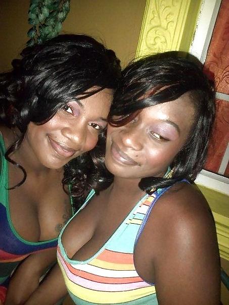 25P Bi Ebony Couple