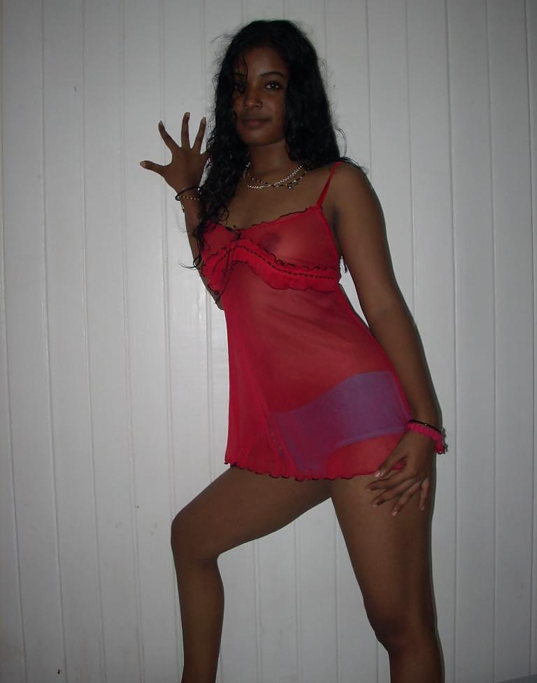 25P Bi Ebony Couple