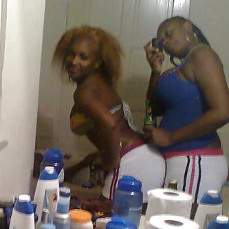 25P Bi Ebony Couple