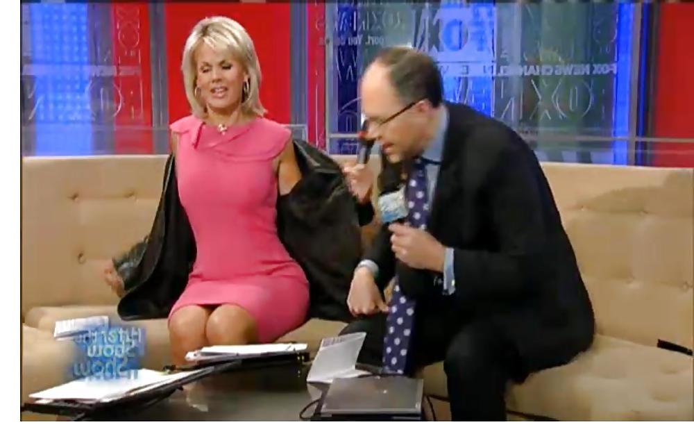 25P Let's Jerk Off Over ... Gretchen Carlson (Fox News)