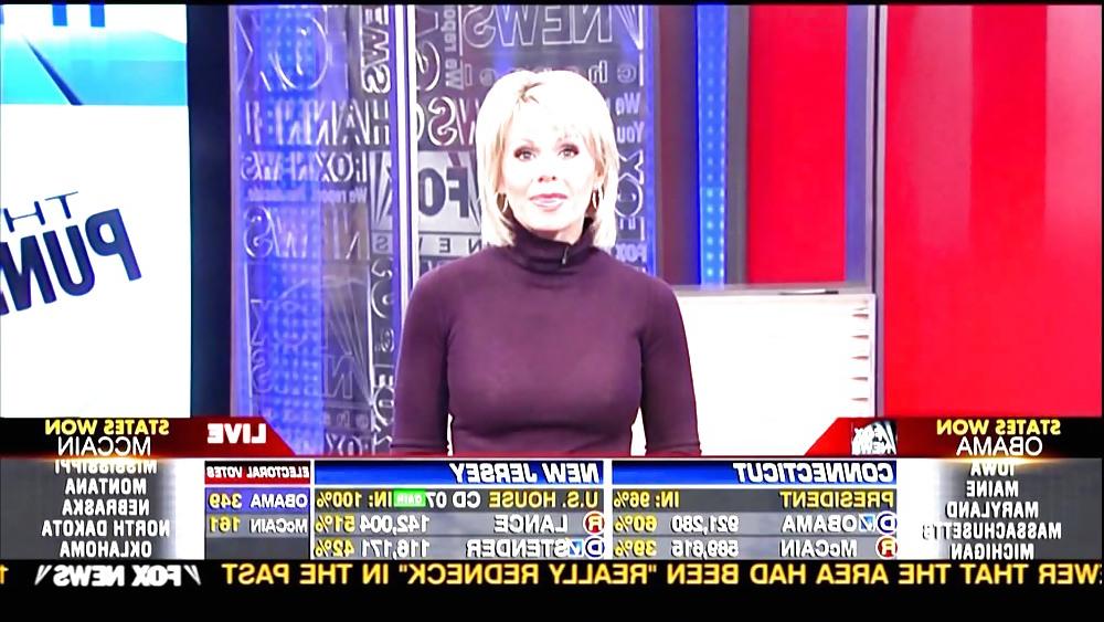 25P Let's Jerk Off Over ... Gretchen Carlson (Fox News)