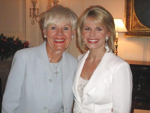 25P Let's Jerk Off Over ... Gretchen Carlson (Fox News)