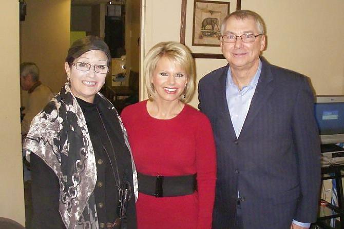 25P Let's Jerk Off Over ... Gretchen Carlson (Fox News)