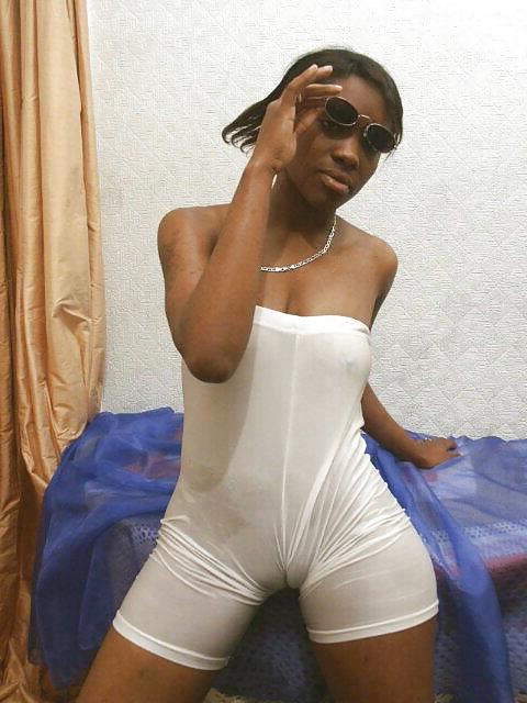 25P Phat GAPs and Camel Toes