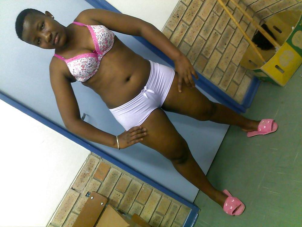 25P Phat GAPs and Camel Toes