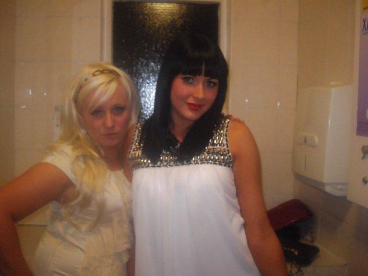 25P Friends i like to wank over :) dirty comments plz