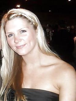 25P Friends i like to wank over :) dirty comments plz