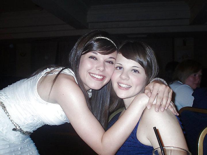 25P Friends i like to wank over :) dirty comments plz