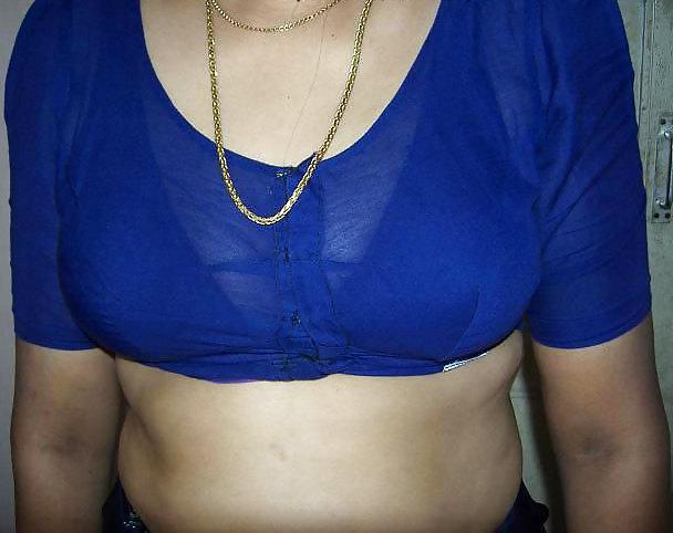 24P Housewife's suckable boobs