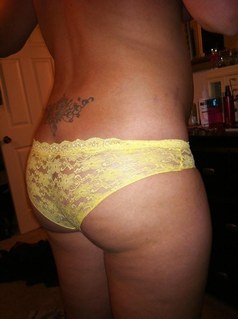22P Blonde Slut Homemade Pics