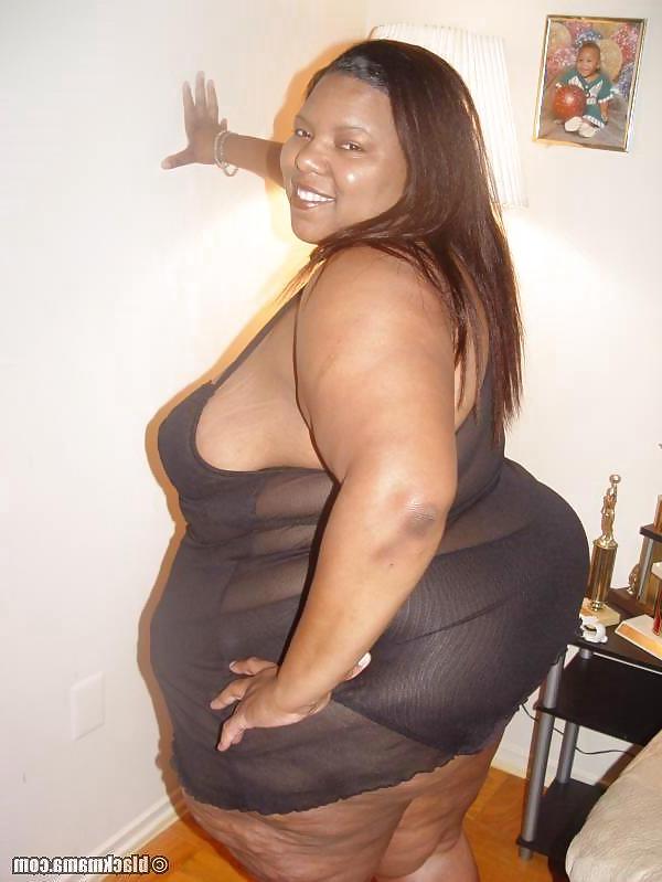 25P MATURE HOUSEWIFE