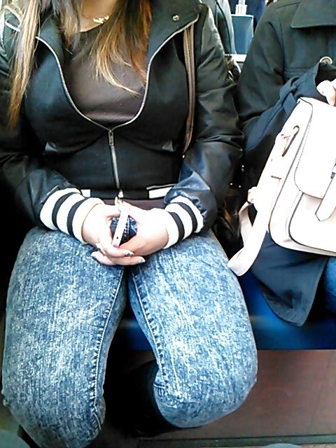 25P Voyeur - Lovely ladies of Public Transit