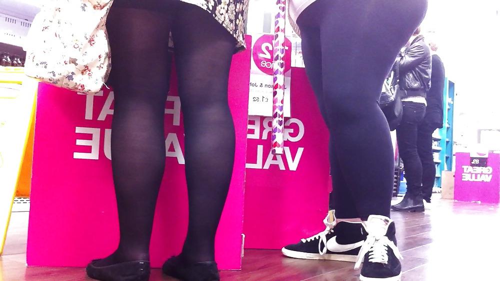 6P Milf tights upskirt