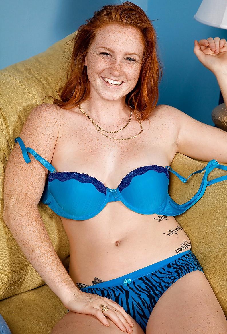 16P Perfect Redhead