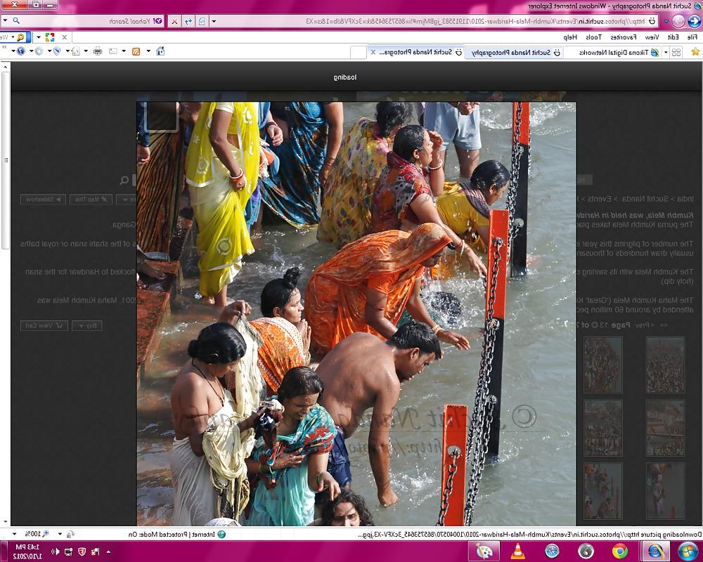 25P Auntys saree nude