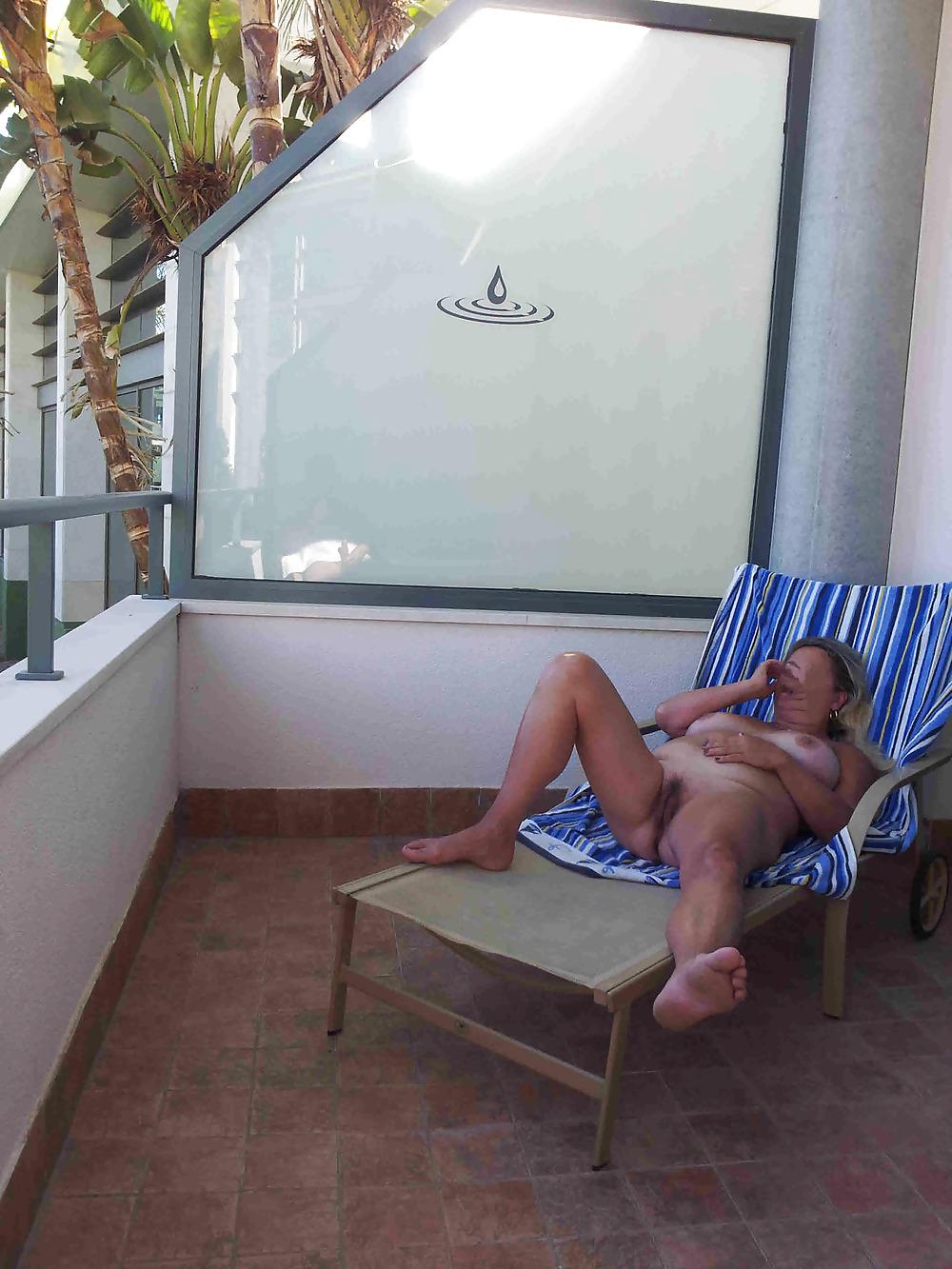 14P Un Hotel en juillet