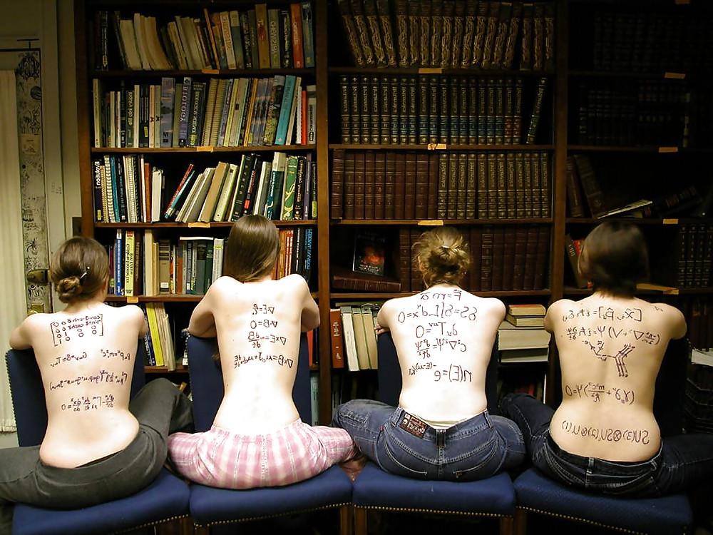 10P Fun and disturbing porn pictures