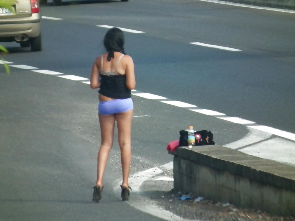 10P On the street 2
