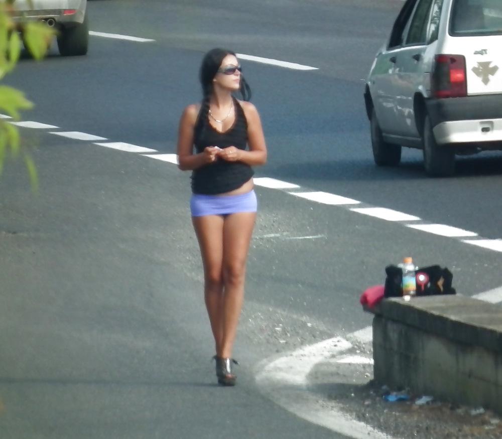 10P On the street 2