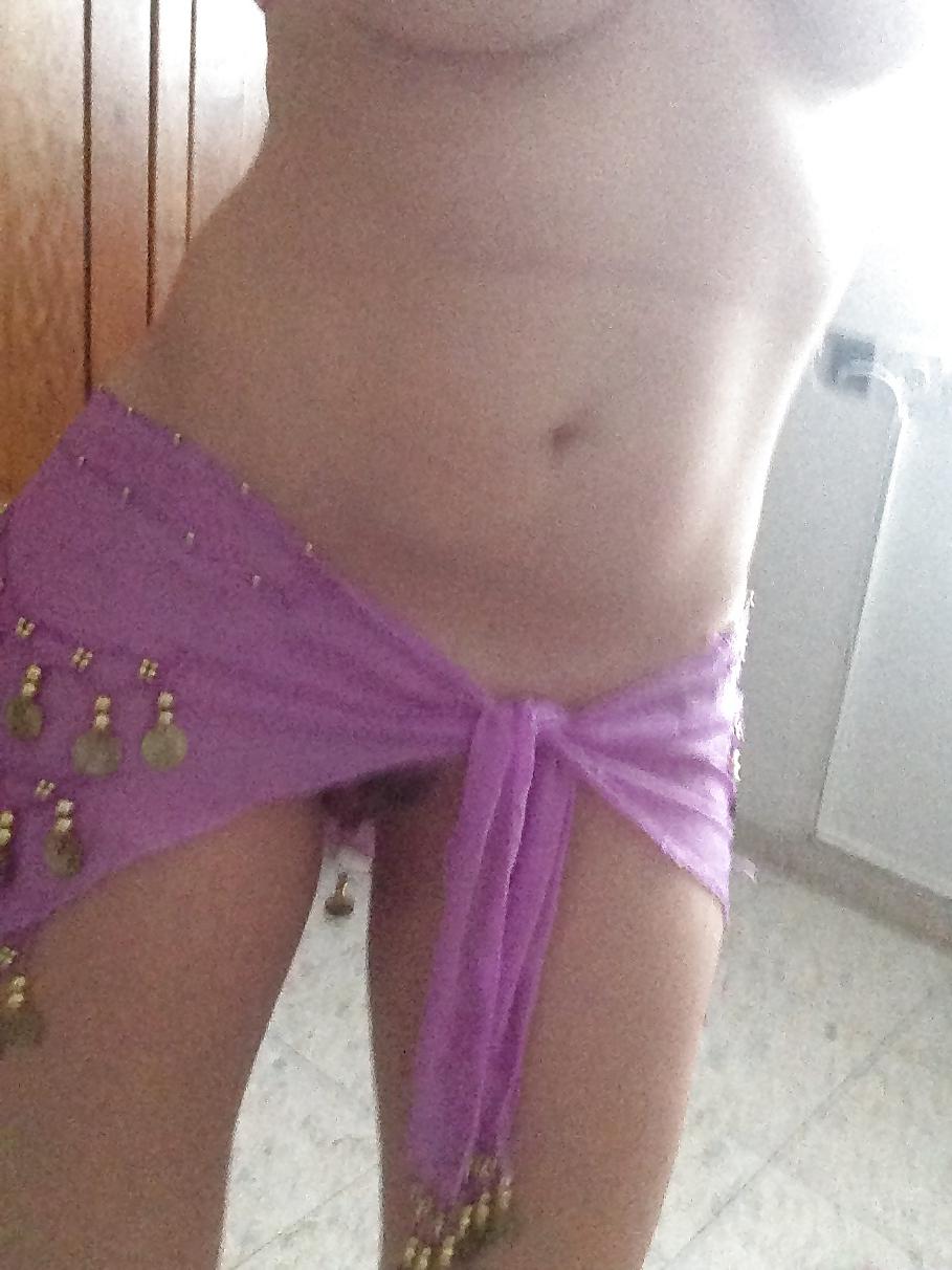 11P Any one need private belly dancer ? contact me 