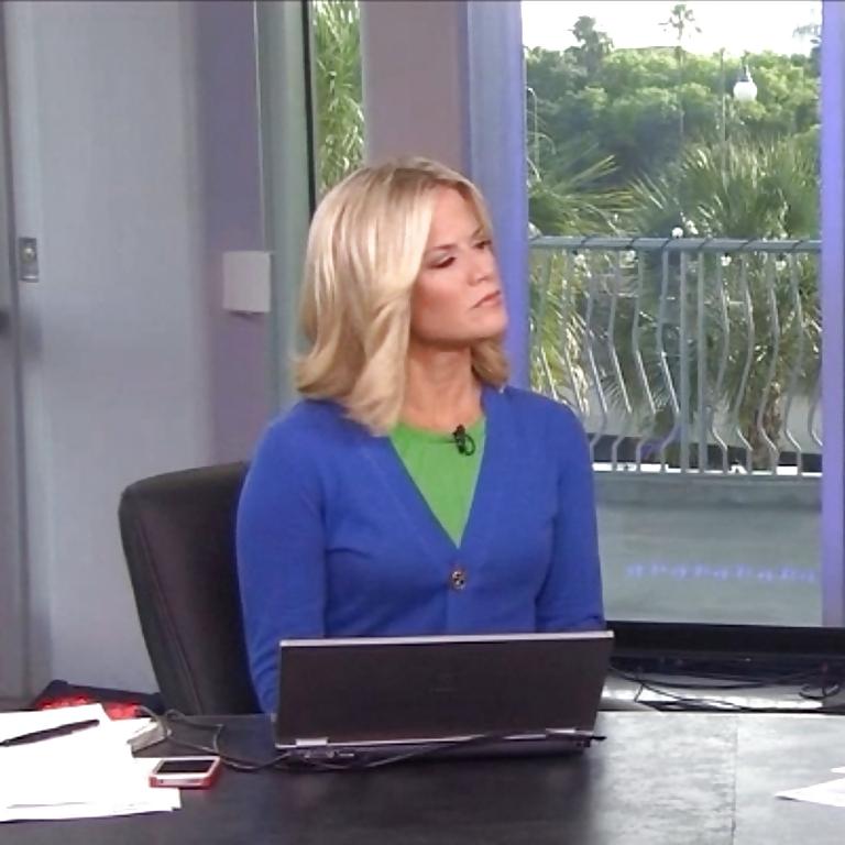 25P Let's Jerk Off Over ... Martha MacCallum (Fox News)