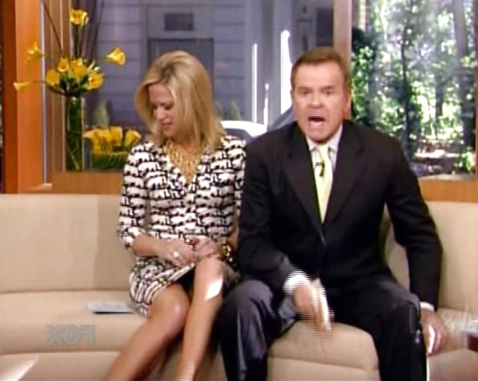 25P Let's Jerk Off Over ... Martha MacCallum (Fox News)