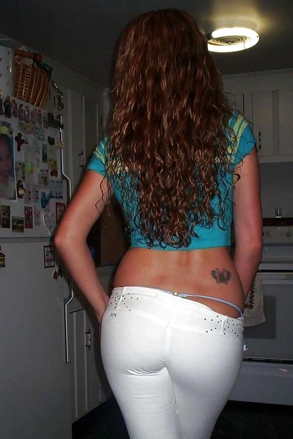 25P Hot Wives In Tight White Pants